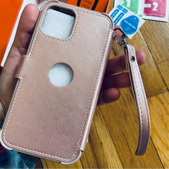 VANAVAGY iPhone 12/12 Pro Magnetic Wallet Case - Picture 6 of 7